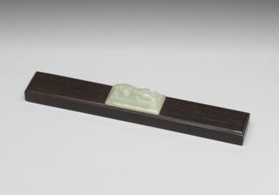 图片[2]-Wood paperweight with jade inlay, Qing dynasty (1644-1911)-China Archive